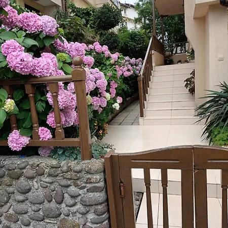 Affittacamere къща катерков 4*